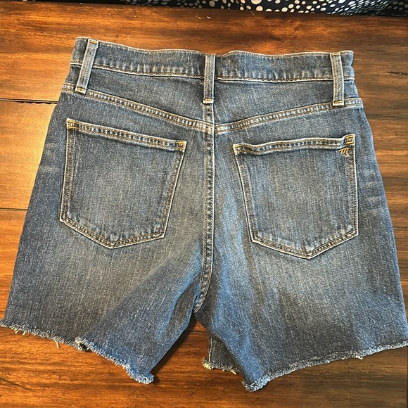 MADEWELL Women's High-Rise Denim Shorts Raw Hem Size 26 - Picture 4 of 11